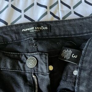Distressed almost famous jeans sz 3 gently worn